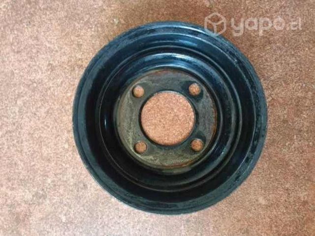 Polea Bomba De Agua Toyota Hilux 2.5 Año 2007-2015