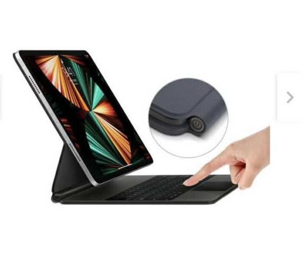 Teclado flotante iPad 12.9 M1