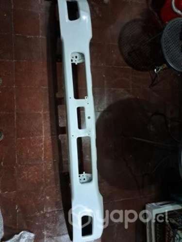 Parachoque Isuzu FRR