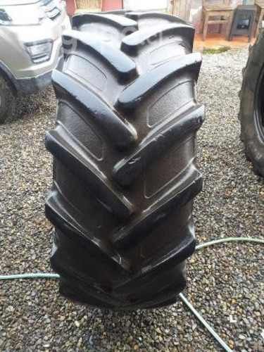 Neumático 420/70/R24