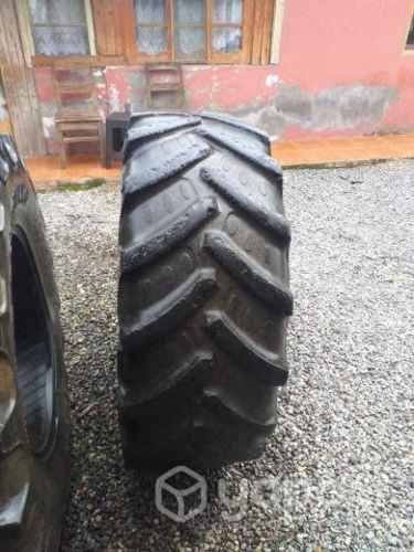 Neumático 420/70/R24