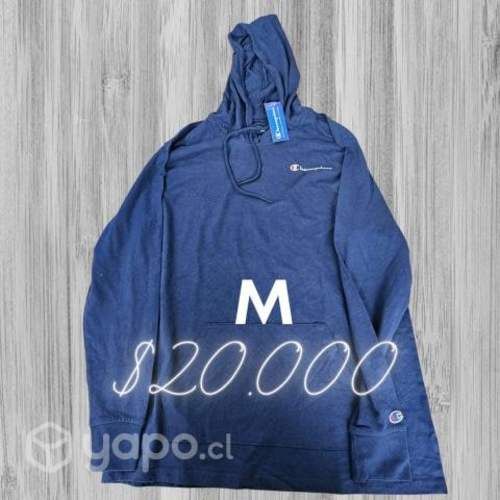 Polera champion con gorro azul m