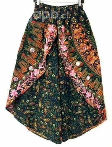 Pantalón Hindú Con Faldón Y Bolsillo Talla M/l