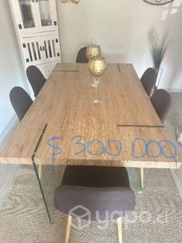 Comedor con 6 sillas