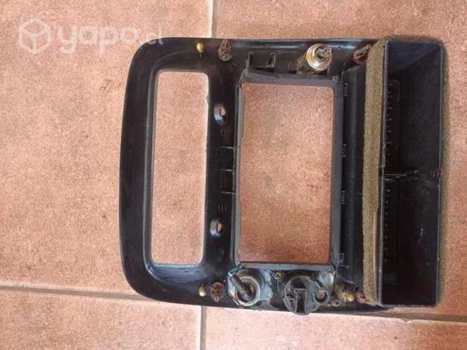 Bisel Radio Mas Rejilla De Calefacción Ford Explor