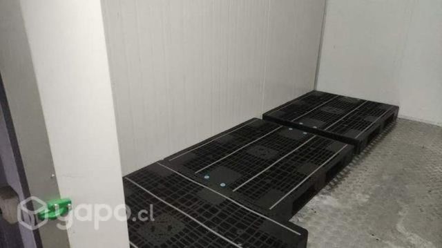 Pallet plásticos reciclados 1.20x 1 Mts