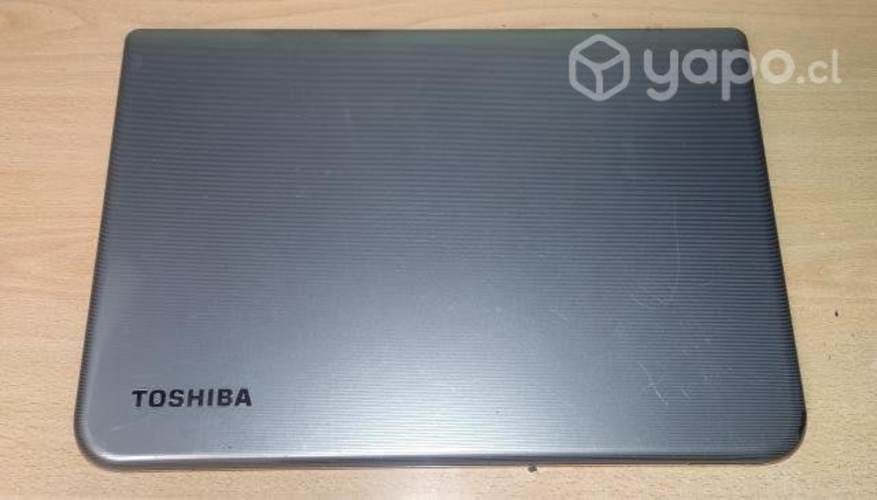 Toshiba Satellite L45-ASP4202FL Desarme