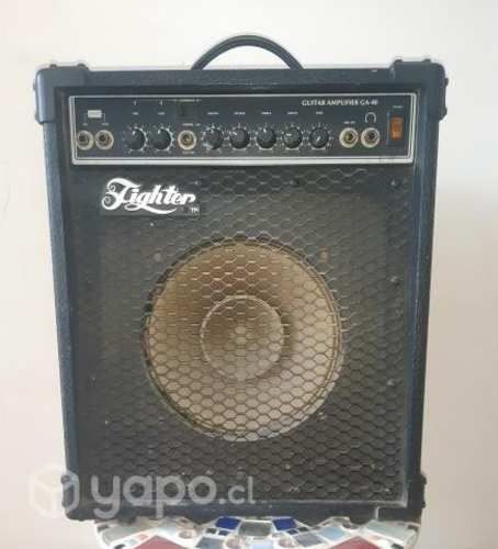 antiguo amplificador Fighter GA-40