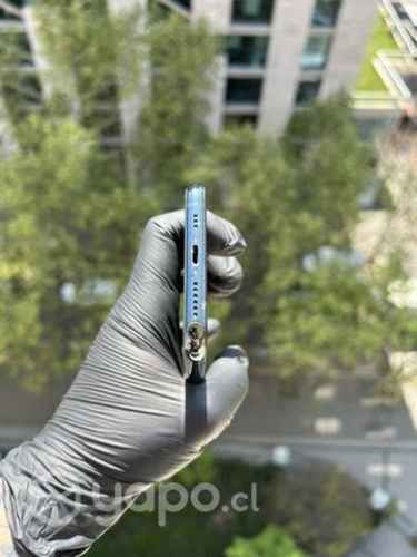 IPhone 11 Pro verde oscuro, seminuevo en caja