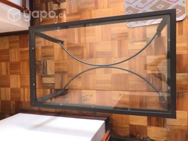 Mesa de centro de vidrio