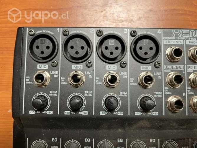 Mixer Mezclador Behringer análogo de 8 canales