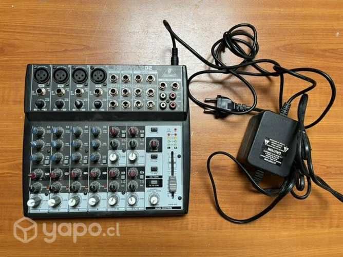 Mixer Mezclador Behringer análogo de 8 canales