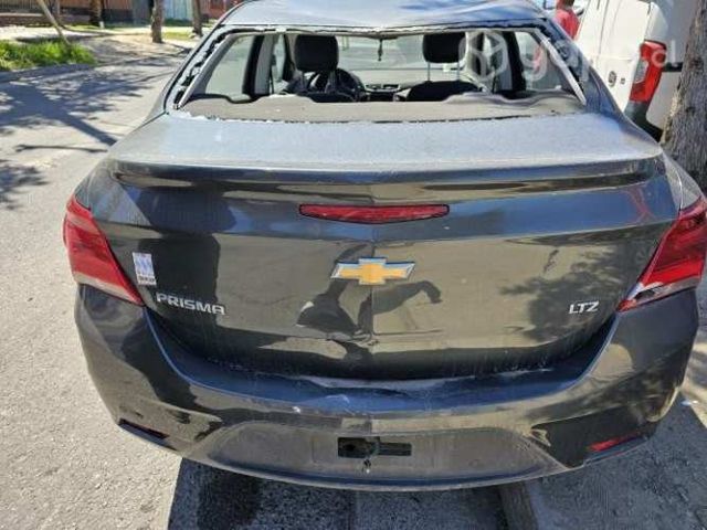 Maleta chevrolet prisma