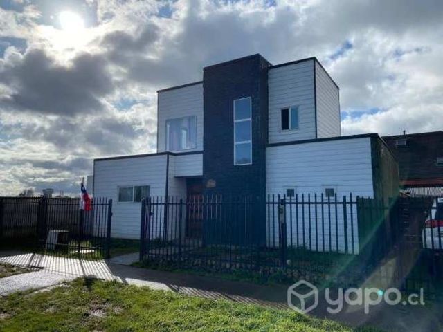 Casa estilo mediterráneo, sector oriente de Osorno