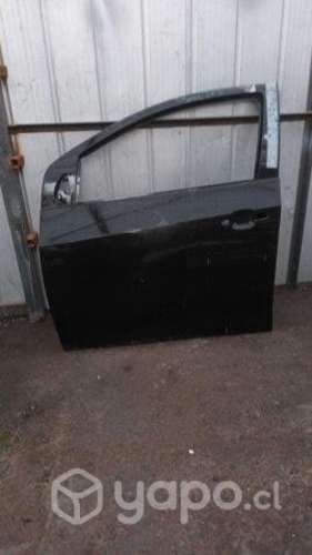 Puerta Chevrolet Sonic delantera 1.4