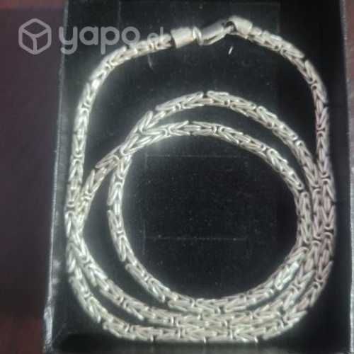 Cadena de plata