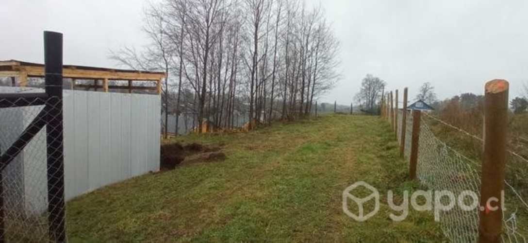 Terreno de 350 en el lago ranco
