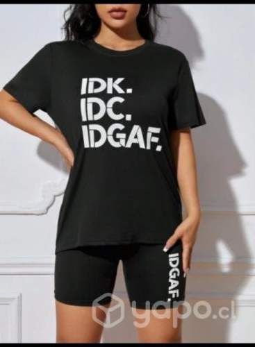 Conjunto SHEIN Biker y polera