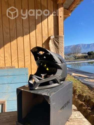 Casco Fox poco uso enduro