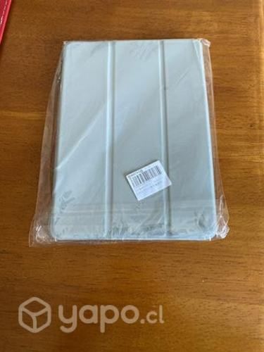 Carcasa IPAD 9.7 TPU gris claro