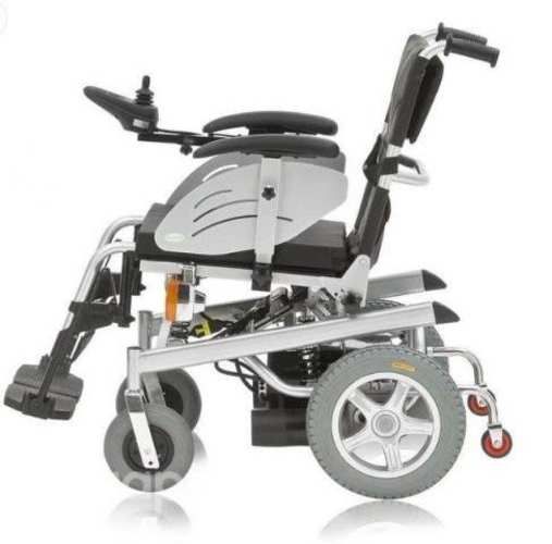 Silla de ruedas eléctrica nueva