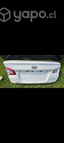 Maleta subaru legacy año 2021 disponible en talca