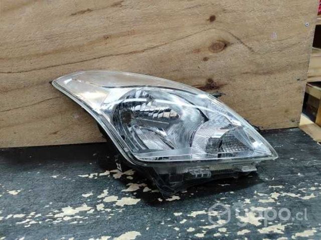 Óptico Suzuki Baleno derecho /m01jrgd