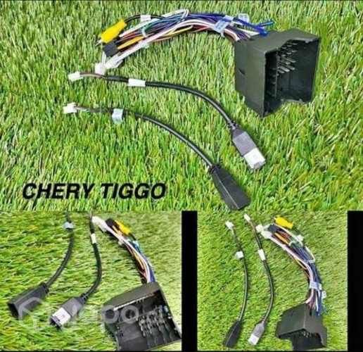 Conectores o arnes para radios