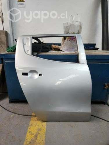 Puerta trasera derecha Mitsubishi L200