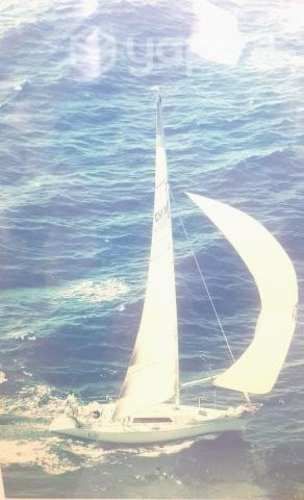 Velero 36 pies