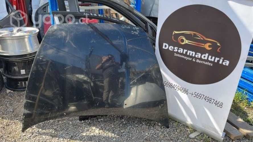 Capot Volvo C 30 1.4