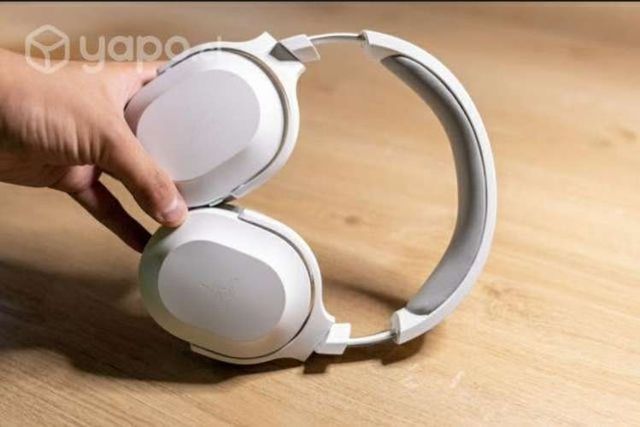 Audifonos razer barracuda x mercury edition