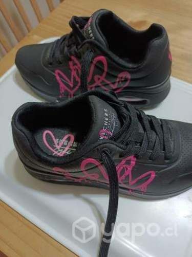 Zapatillas negras