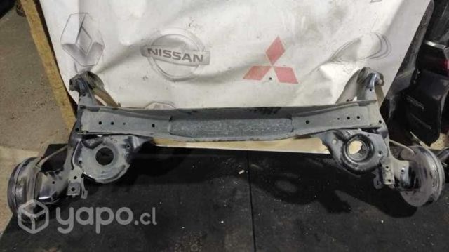 Eje trasero New Versa