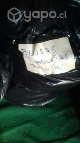 Ropa en muy buen estado y calidad las tres B