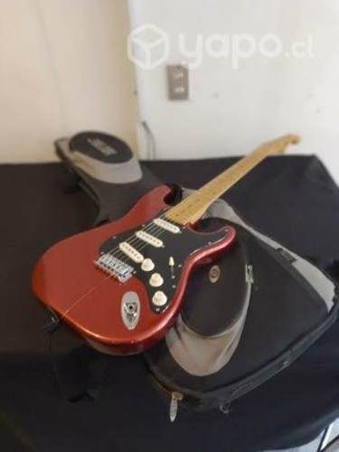 Guitarra más estuche