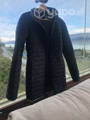 Parka Mujer Jack Wolfskin talla S negra