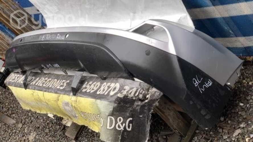 Parachoque trasero Toyota RAV 4