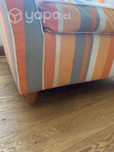 Sitial/ Poltrona de un cuerpo, listado. Impecable