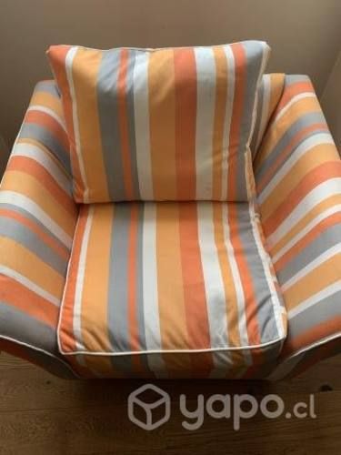 Sitial/ Poltrona de un cuerpo, listado. Impecable