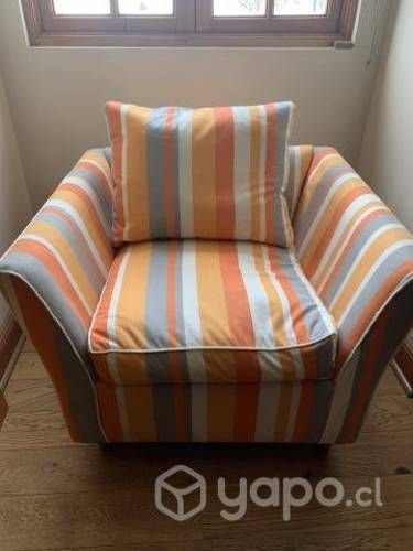 Sitial/ Poltrona de un cuerpo, listado. Impecable