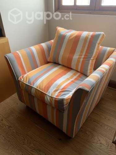 Sitial/ Poltrona de un cuerpo, listado. Impecable