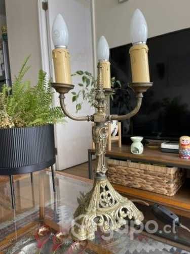 Lámpara bronce de mesa