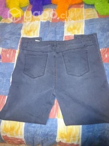 Jeans plomo basement