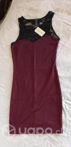 Lotes de vestidos, shorts, camisas, poleras