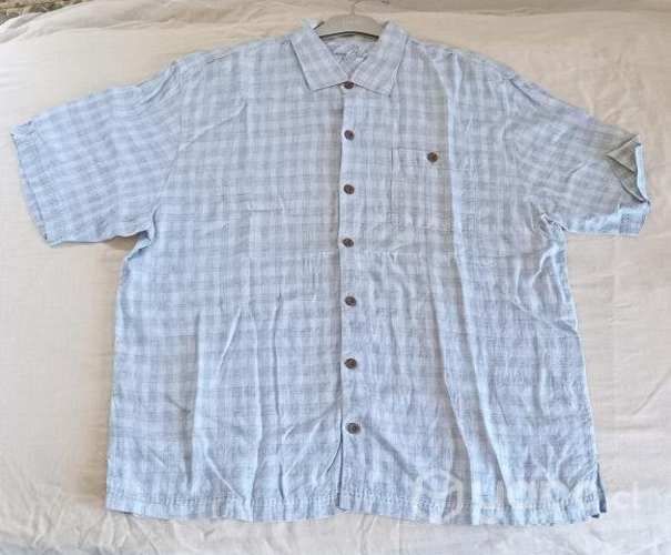 Lotes de vestidos, shorts, camisas, poleras