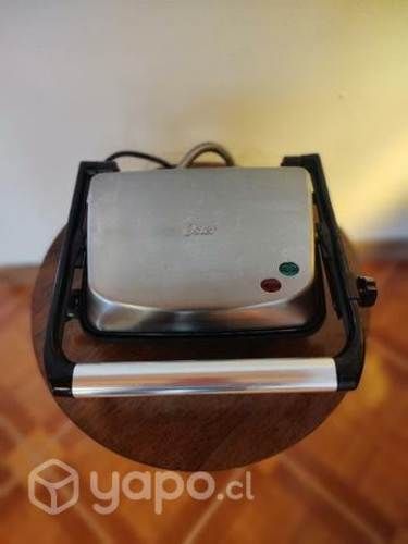 Paninera marca oster