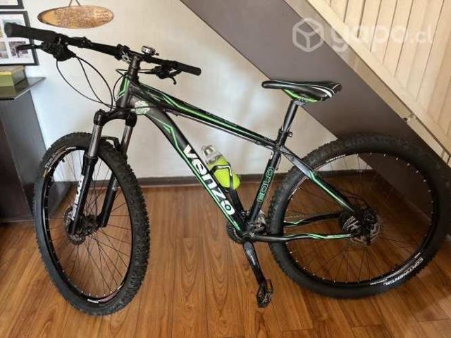 Bicicleta venzo talla M, incluye casco con luces