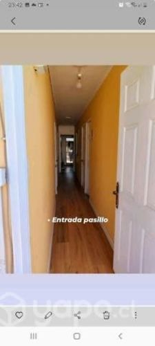 Pieza amoblada tv cable baño agua caliente interne