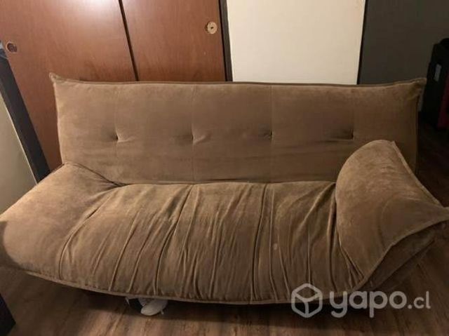Futon Con detalle